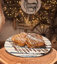 TOSTADAS FRANCESAS DE NUTELLA Y RAYOS DE CHOCOLATE